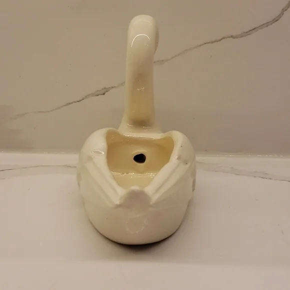 PORCELAIN Ceramic Swan white trinket holder 4"h x 5"w - Picture 4 of 9
